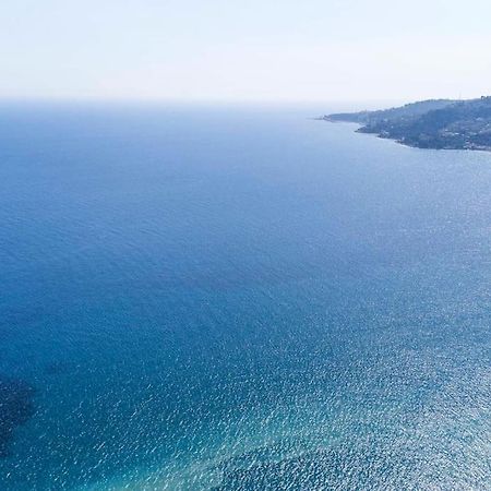 Il Grande Blu - Vista Panoramica Sul Golfo Apartment Ospedaletti Bagian luar foto
