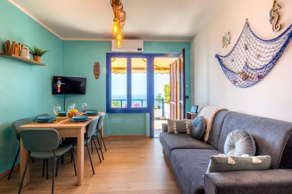 Il Grande Blu - Vista Panoramica Sul Golfo Apartment Ospedaletti Bagian luar foto